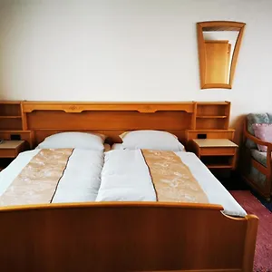 Gästehaus Schönfeld Frühstückspension
